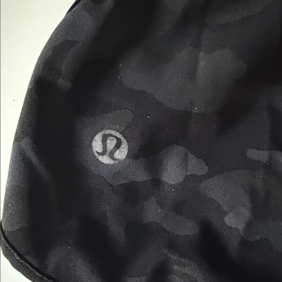 Lululemon Track That Short size 10 with a 5”inseam  Incognito Camo Multi Grey - Picture 10 of 16